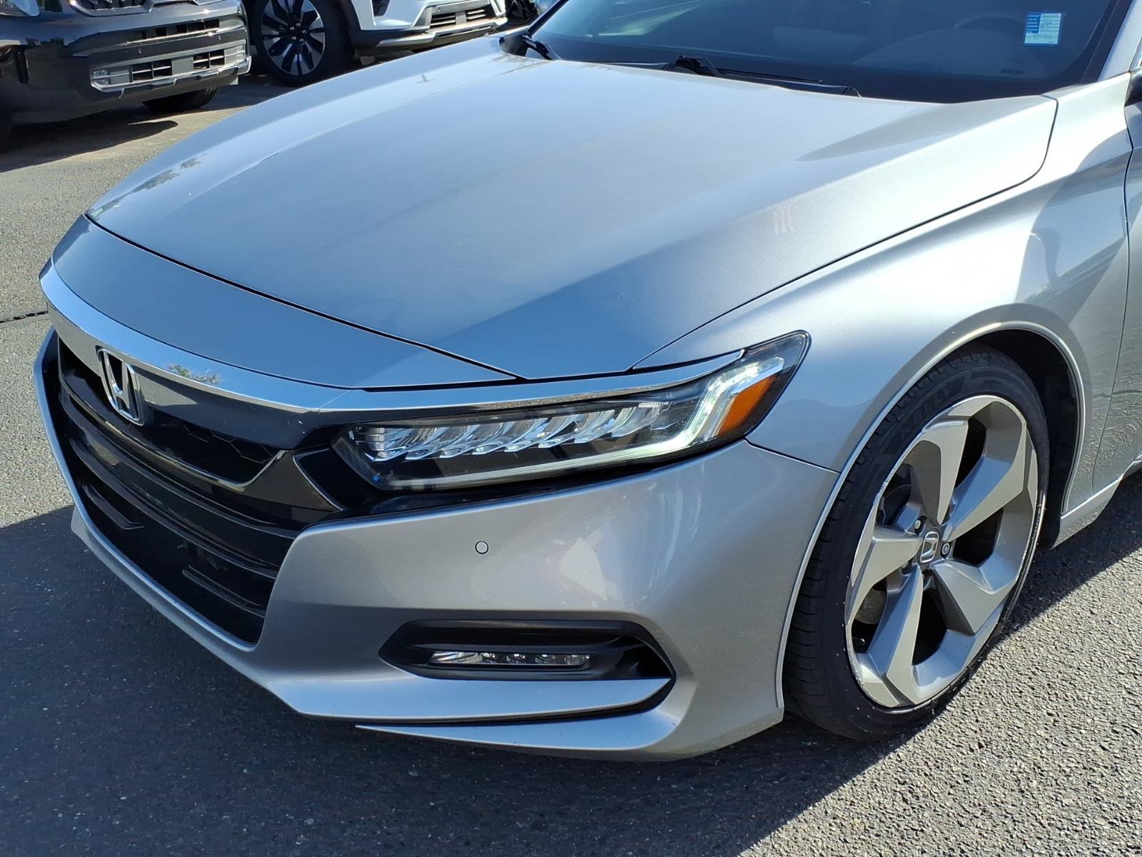 Used 2019 Honda Accord Touring image 8