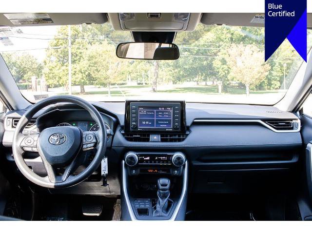 Used 2021 Toyota RAV4 LE w/ Carpet Mat Package (TMS) AWD/4WD image 12