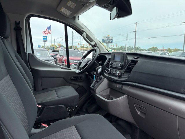 Certified 2025 Ford Transit 250 Low Roof w/ Exterior Upgrade Package RWD image 14