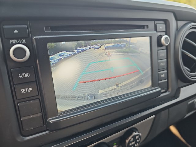 Used 2017 Toyota Tacoma SR AWD/4WD image 24