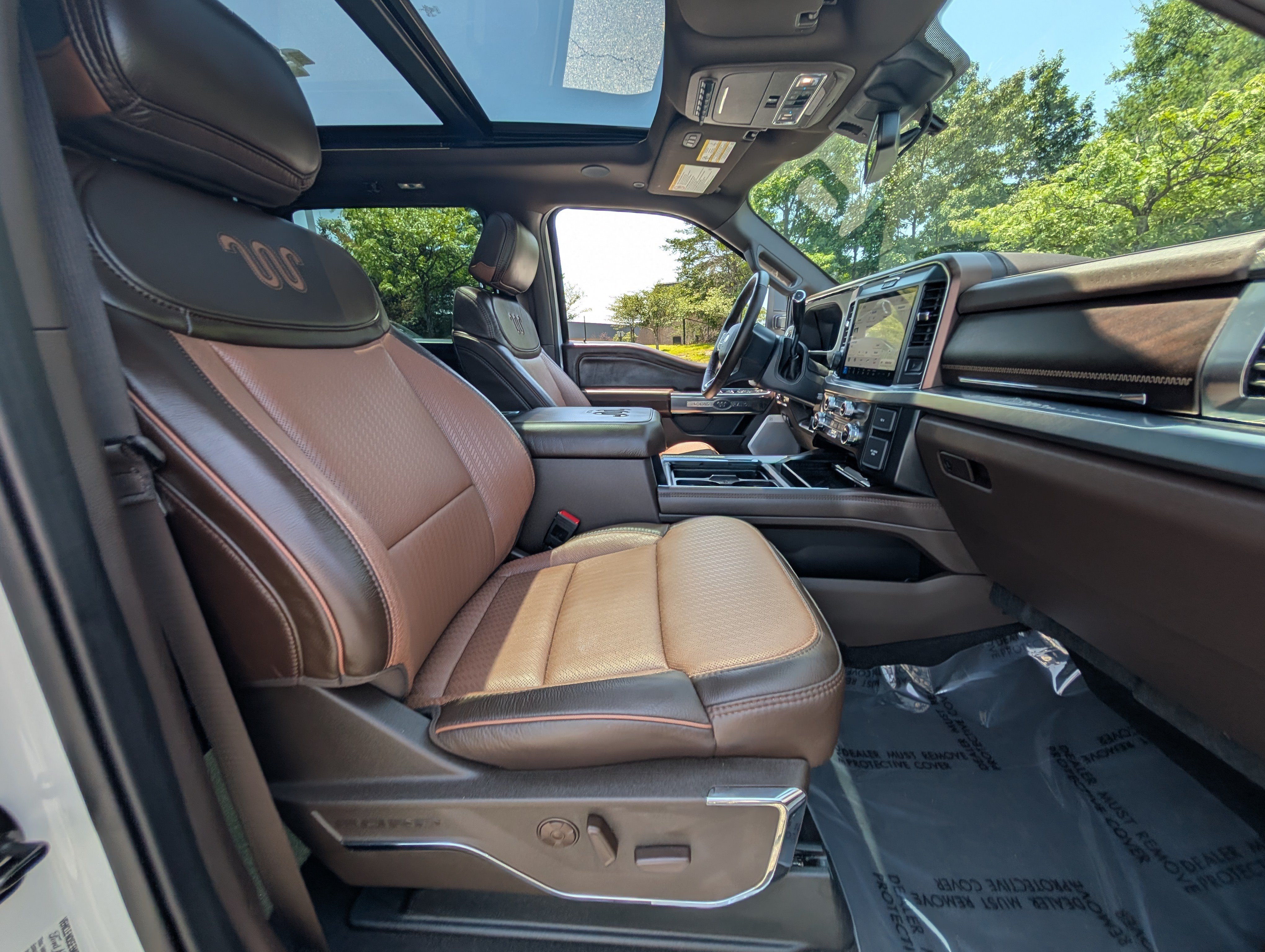 Certified 2025 Ford F350 King Ranch AWD/4WD image 10