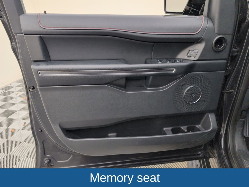 Certified 2023 Ford Expedition Limited image 36