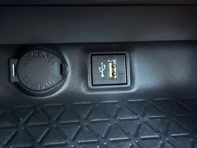 Used 2024 Toyota RAV4 XLE AWD/4WD image 10