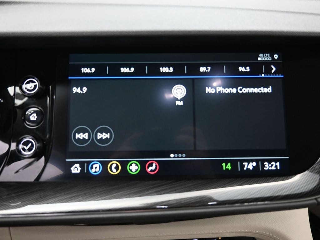 Used 2023 Buick Envision Essence image 9