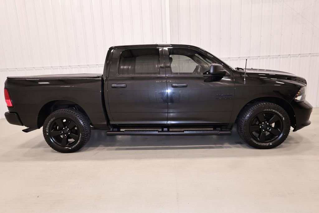 Used 2017 RAM 1500 Express w/ Black Ram 1500 Express Group AWD/4WD image 2