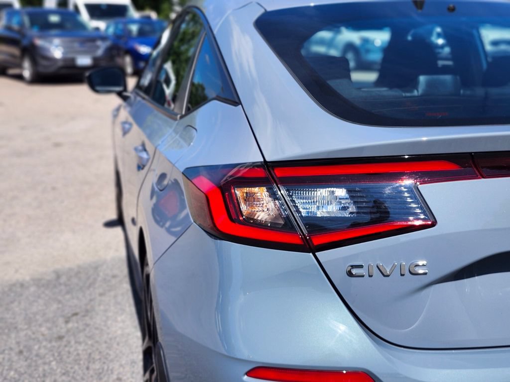 Used 2022 Honda Civic Sport image 9