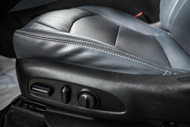 Used 2020 Buick Enclave Essence image 37