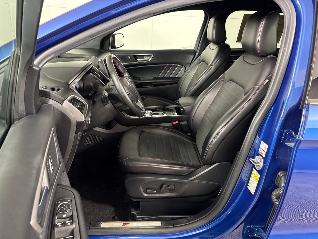Certified 2022 Ford Edge ST-Line AWD/4WD image 27