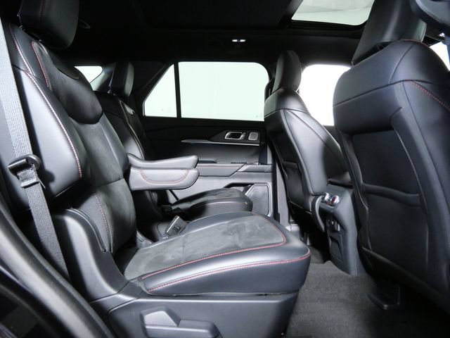 Certified 2025 Ford Explorer ST AWD/4WD image 13