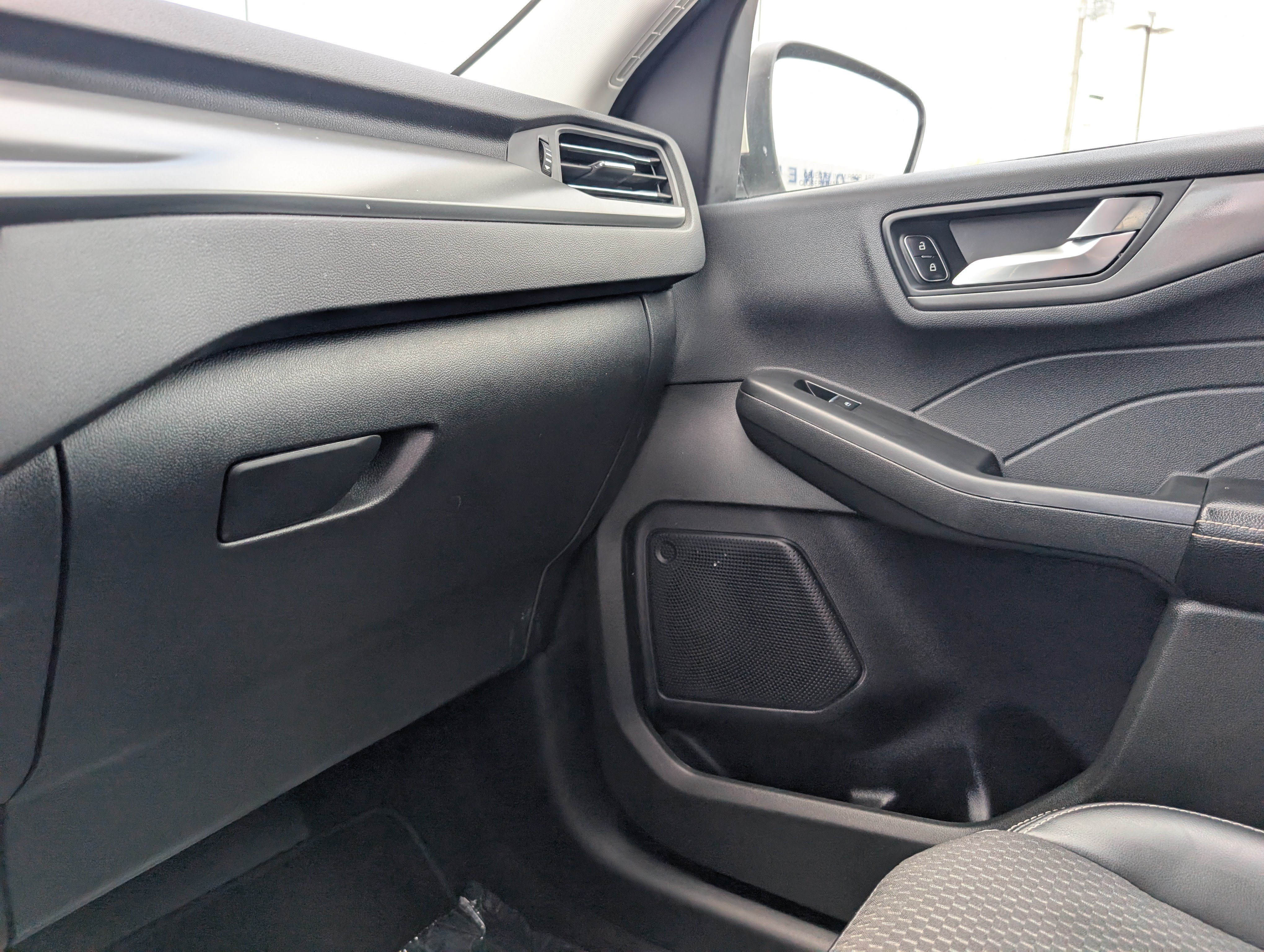 Certified 2023 Ford Escape SE FWD image 31