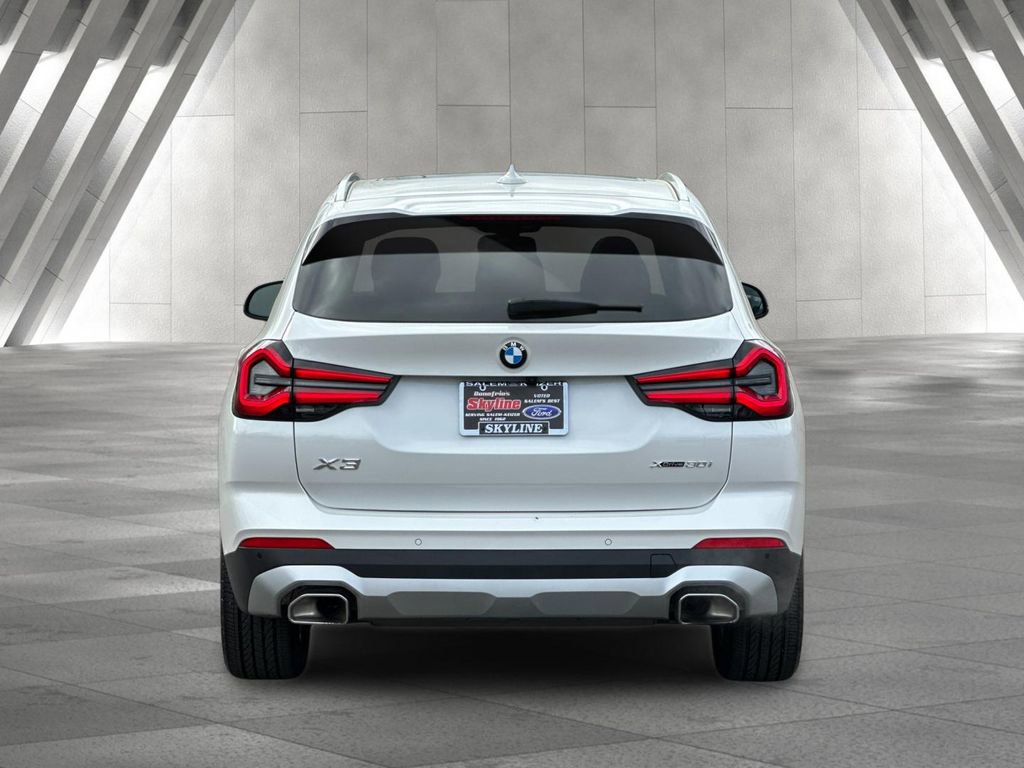 Used 2024 BMW X3 xDrive30i w/ Premium Package AWD/4WD image 4
