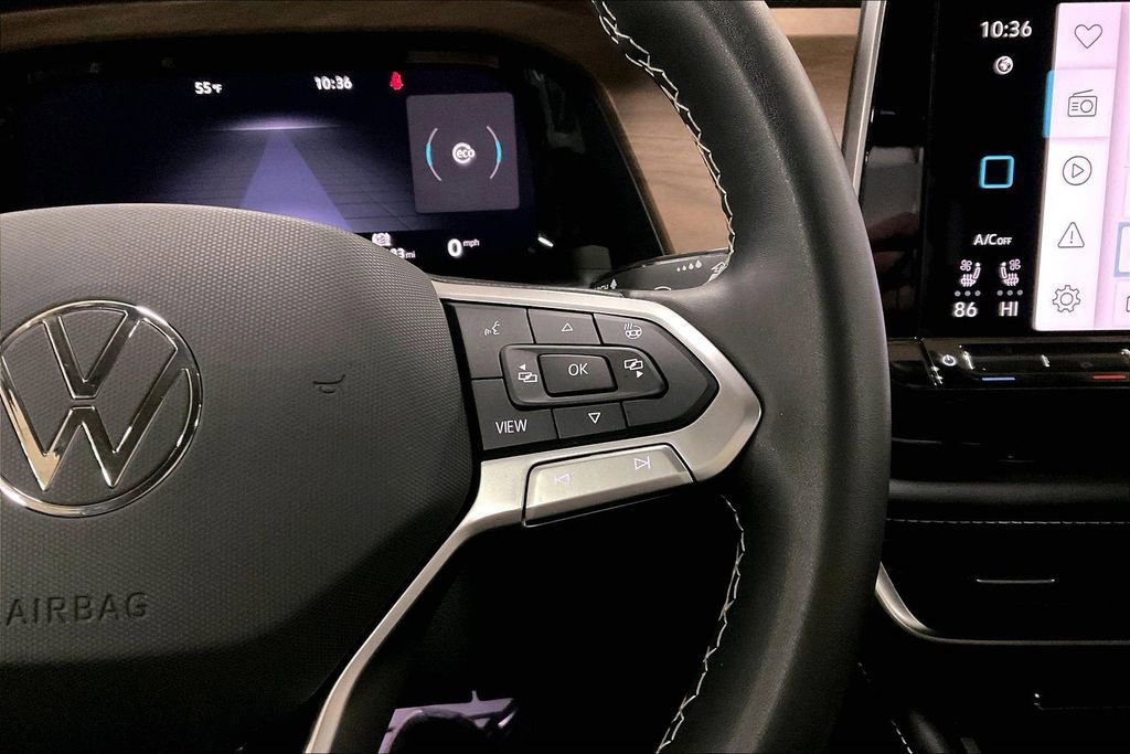 Used 2025 Volkswagen Atlas SE image 18