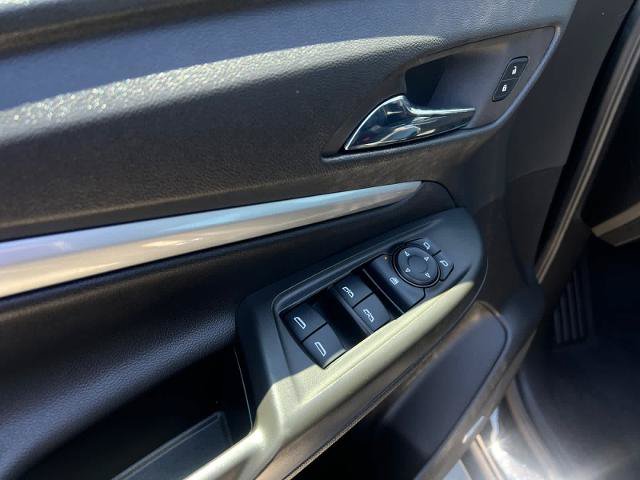 Used 2023 Chevrolet Bolt EUV Premier w/ Sun & Sound Package FWD image 17