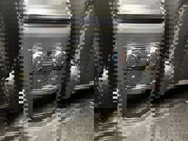 Certified 2021 Ford Explorer XLT w/ Equipment Group 202A image 15