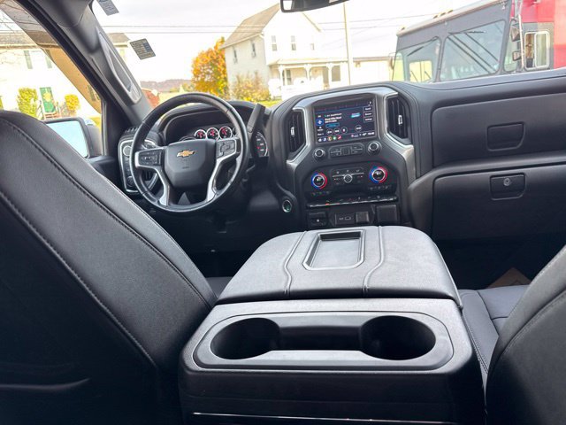 Used 2022 Chevrolet Silverado 1500 LTZ AWD/4WD image 39