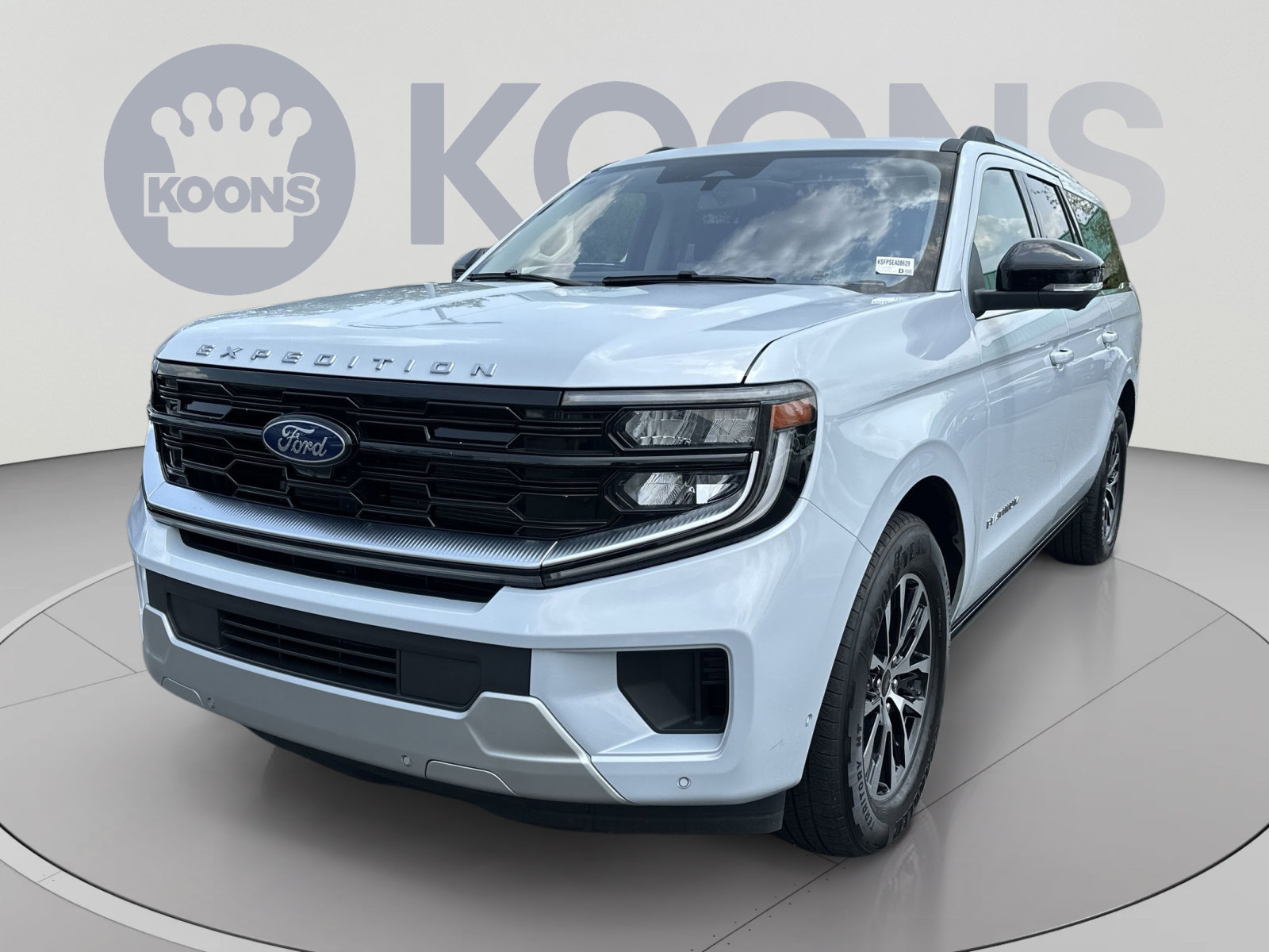 Certified 2025 Ford Expedition Max Platinum AWD/4WD image 1