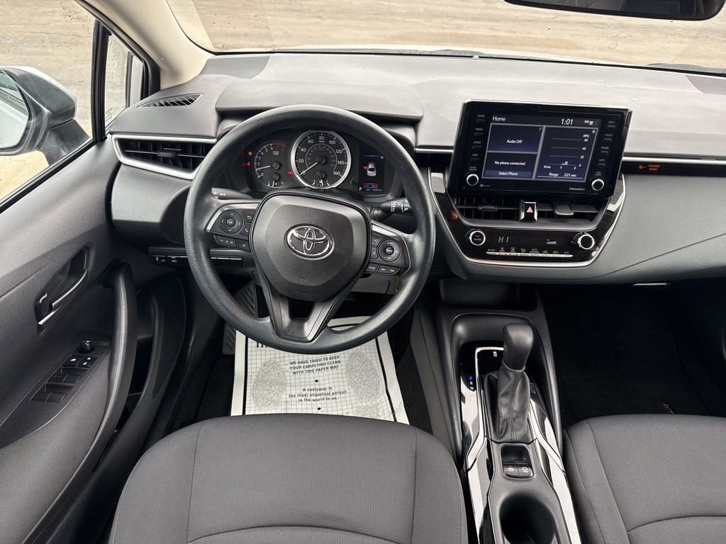 Used 2022 Toyota Corolla LE image 27