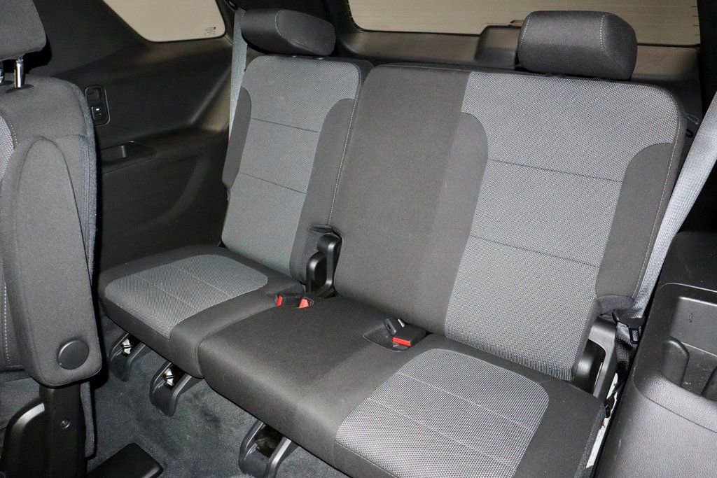Used 2023 Chevrolet Traverse LT w/ LPO, Floor Liner Package image 23
