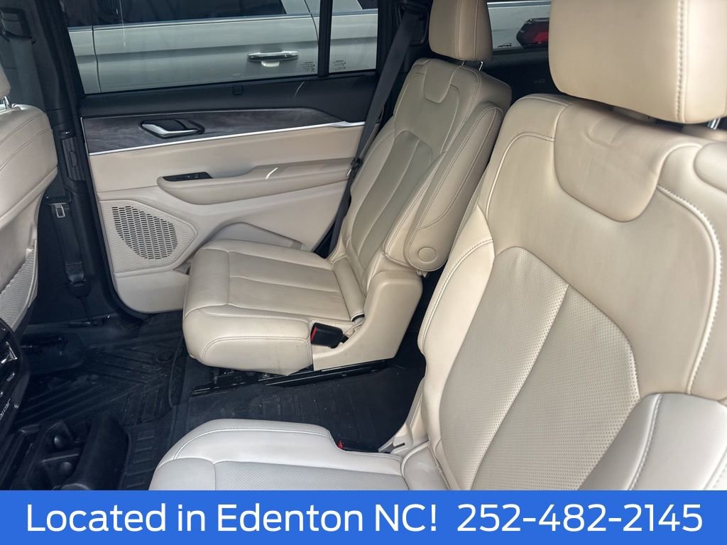 Used 2023 Jeep Grand Cherokee L Limited w/ Luxury Tech Group II AWD/4WD image 9