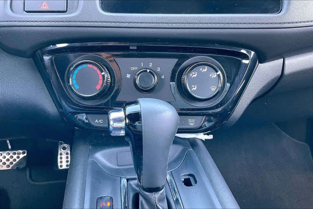 Used 2022 Honda HR-V Sport image 32