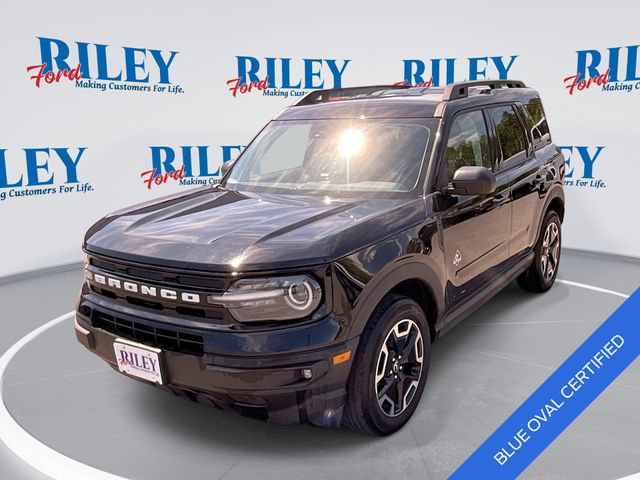 Certified 2023 Ford Bronco Sport Outer Banks w/ Tech Package AWD/4WD image 1