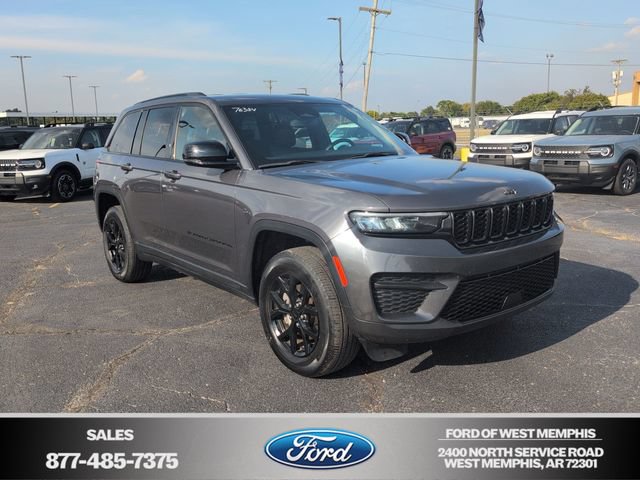 Used 2024 Jeep Grand Cherokee Altitude