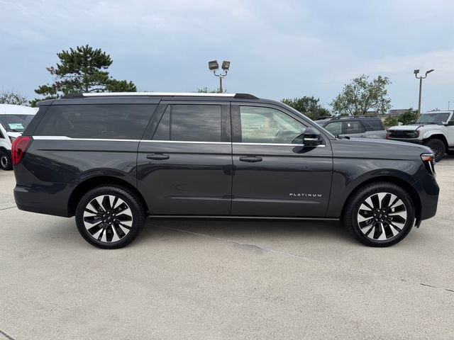 Certified 2025 Ford Expedition Max Platinum w/ Driver's Package AWD/4WD image 4