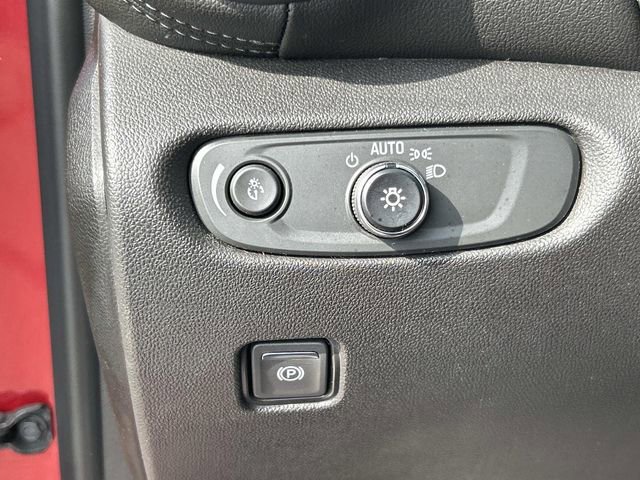 Used 2021 Chevrolet Blazer LT image 33