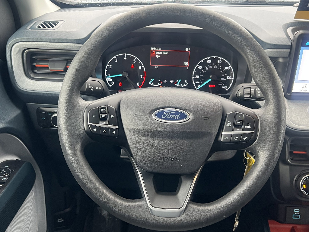 Certified 2024 Ford Maverick XLT image 21