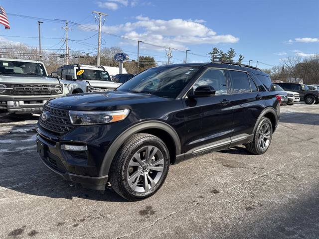 Certified 2023 Ford Explorer XLT w/ Equipment Group 202A image 1