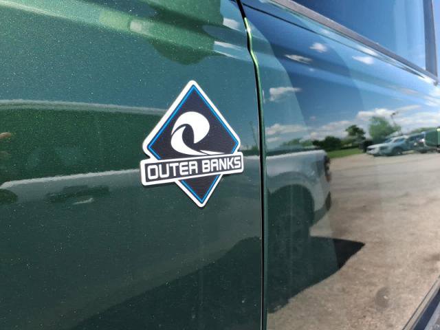 Certified 2025 Ford Bronco Outer Banks AWD/4WD image 9