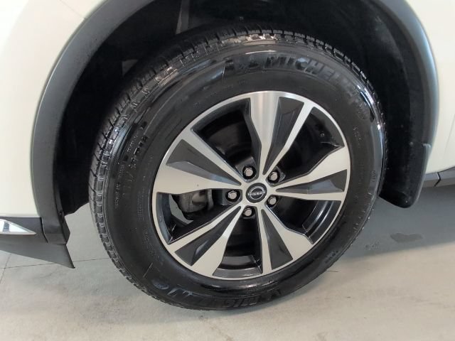 Used 2024 Nissan Murano SV AWD/4WD image 9