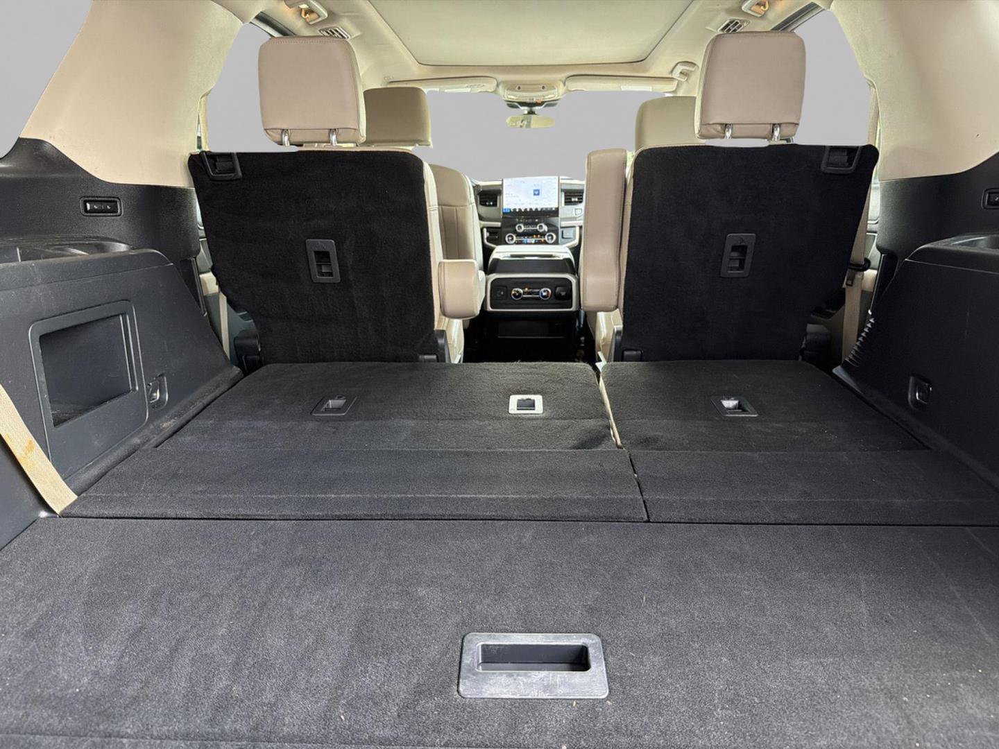 Certified 2023 Ford Expedition XLT RWD image 9