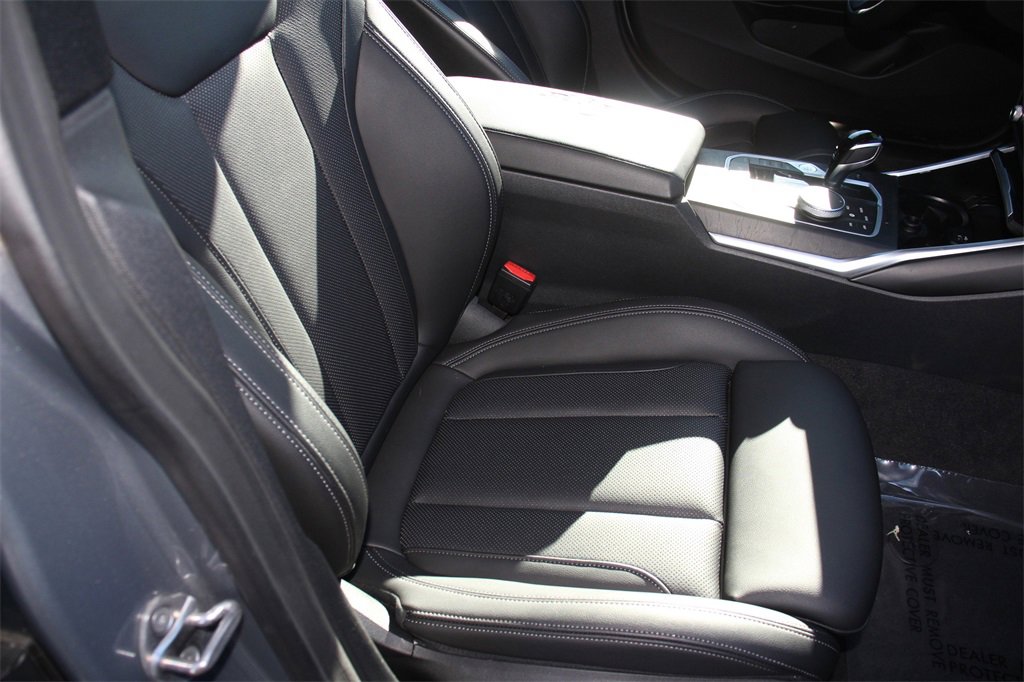 Used 2022 BMW 430i Gran Coupe w/ M Sport Package image 27