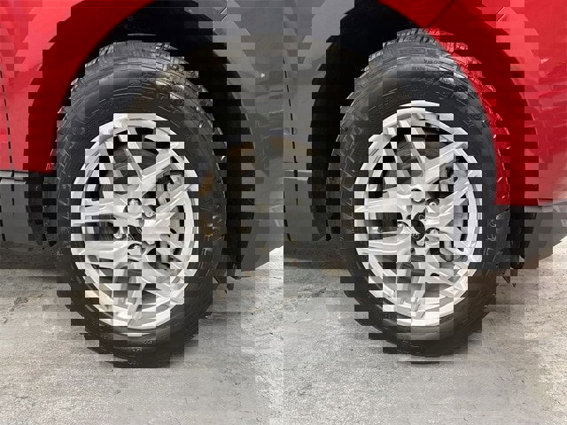 Certified 2024 Ford Edge SEL w/ Convenience Package image 2