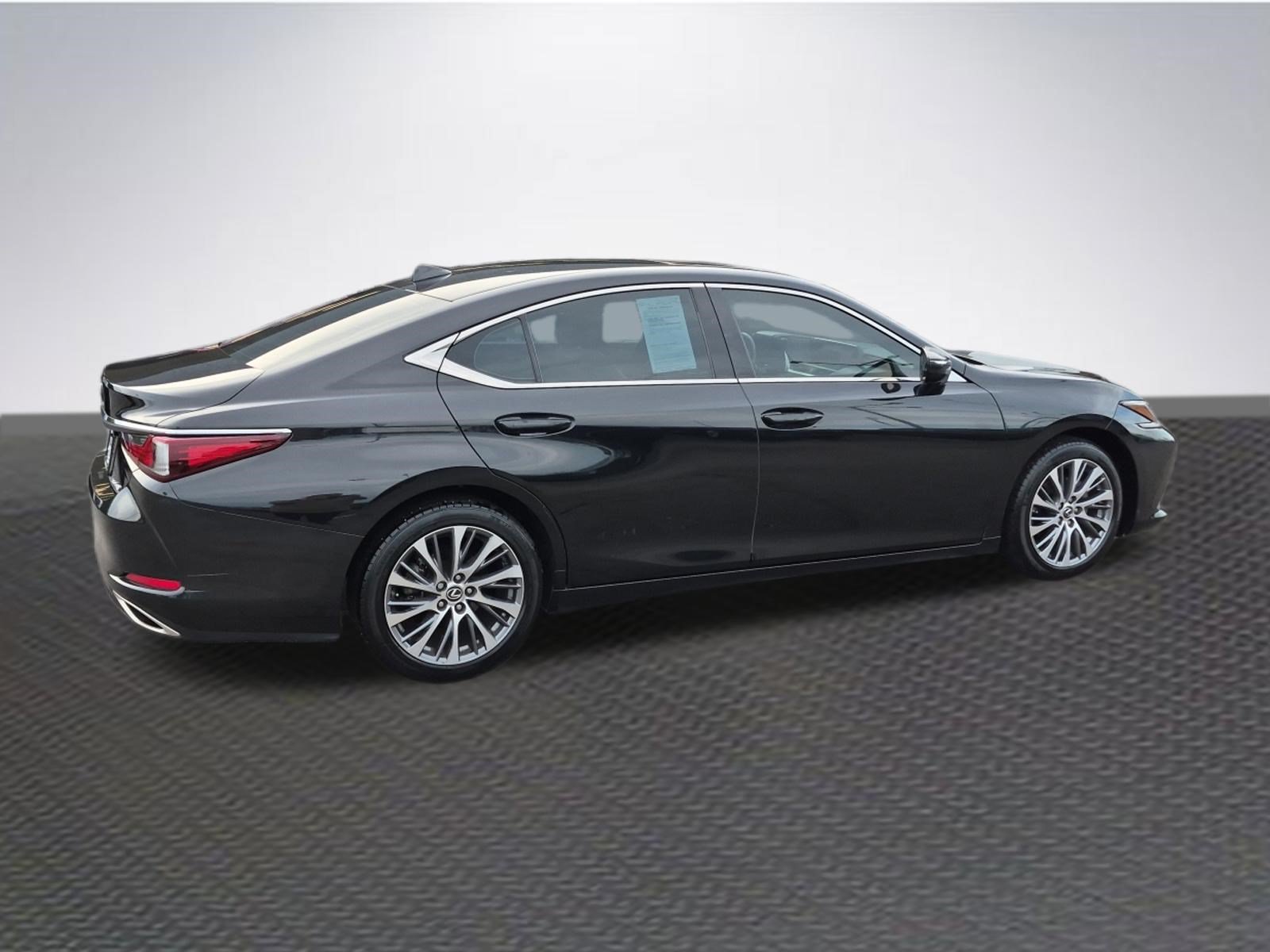 Used 2019 Lexus ES 350 w/ Premium Package FWD image 4