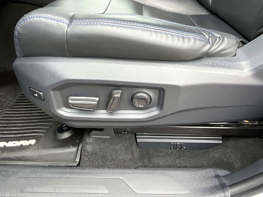 Used 2023 Toyota Tundra Platinum w/ Advanced Package AWD/4WD image 33