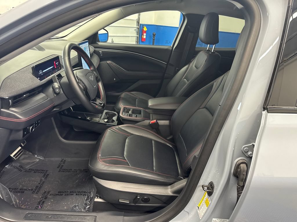 Certified 2025 Ford Mustang Mach-E Premium w/ Sport Appearance Package AWD/4WD image 13