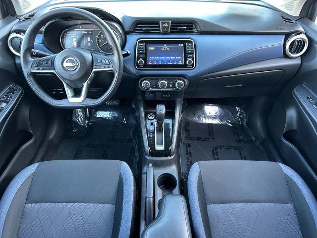 Used 2023 Nissan Versa SV image 12