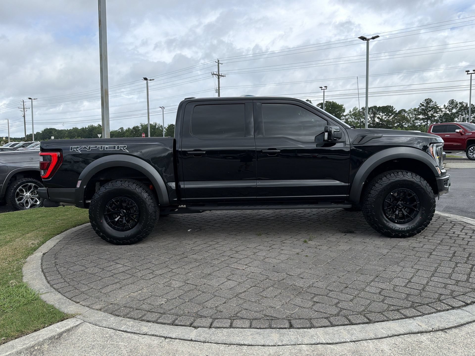 Certified 2023 Ford F150 Raptor w/ Raptor 37 Performance Package AWD/4WD image 37