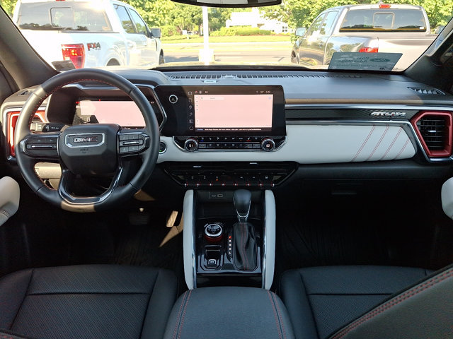Used 2024 GMC Canyon AT4X AWD/4WD image 14