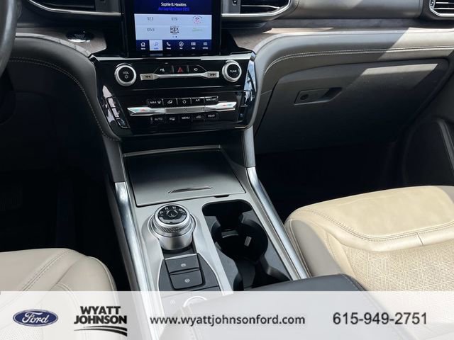 Certified 2023 Ford Explorer Platinum w/ Technology Package image 18