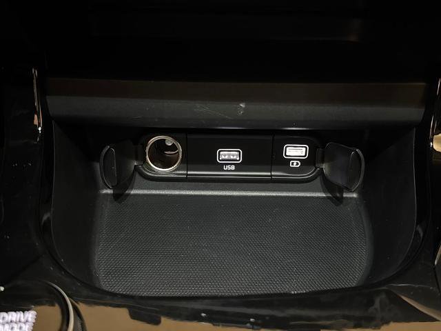 Used 2023 Kia Seltos S image 28