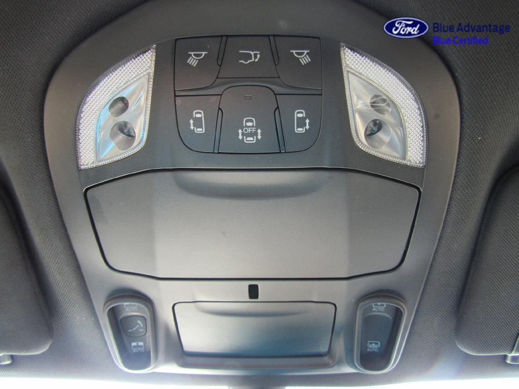 Used 2025 Chrysler Pacifica Limited FWD image 18