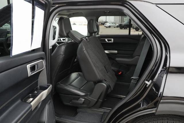 Certified 2022 Ford Explorer XLT w/ Equipment Group 202A image 31