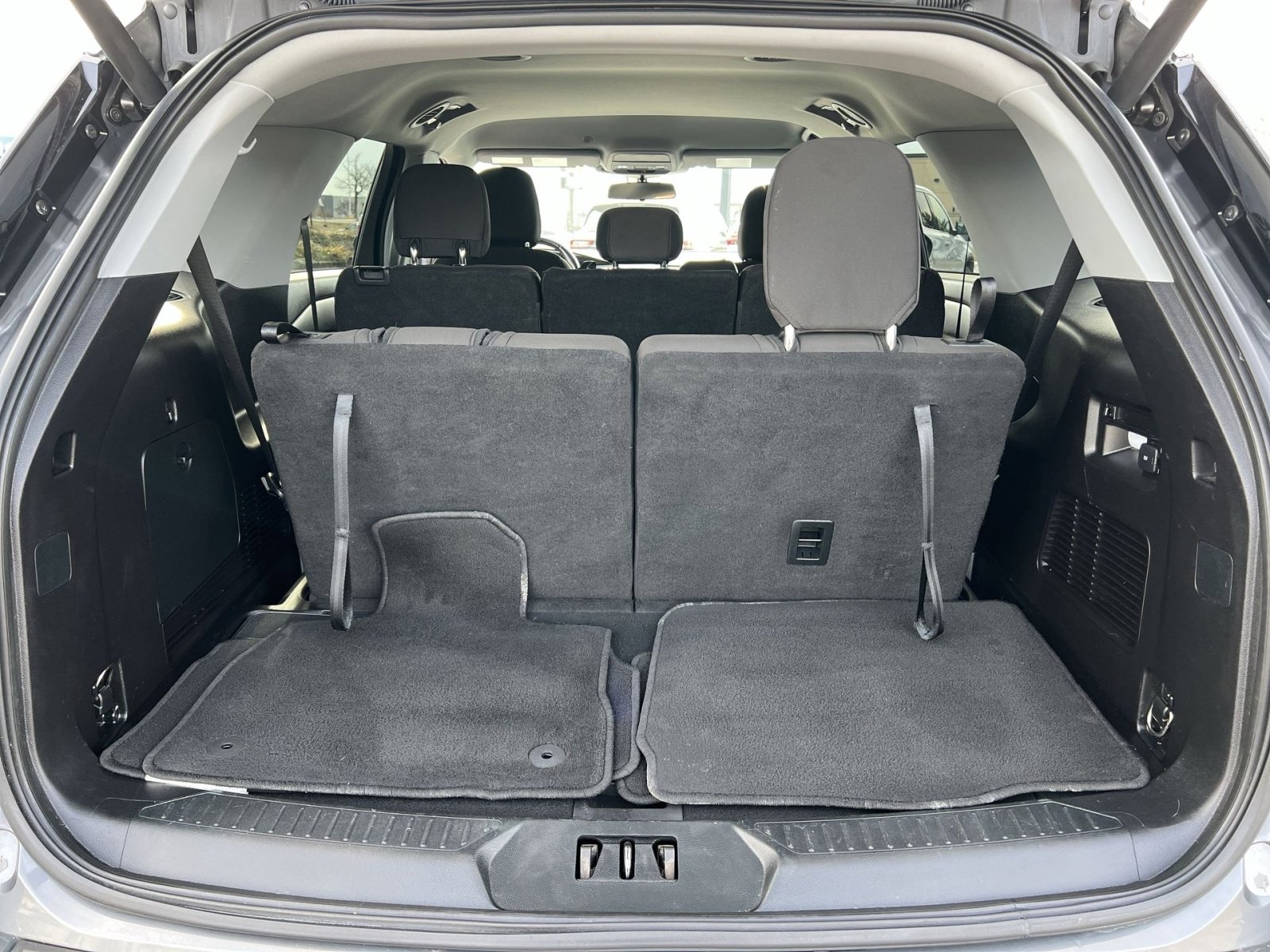 Certified 2021 Ford Explorer XLT image 25