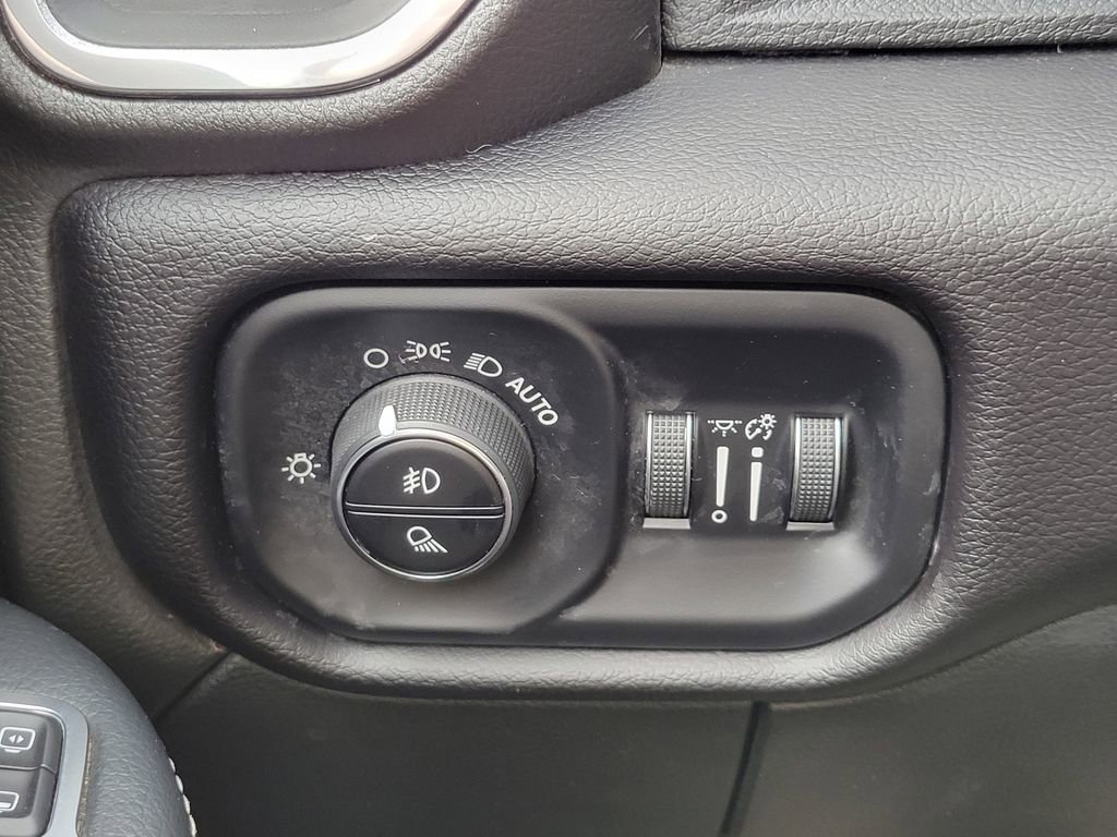 Used 2024 RAM 2500 Laramie image 26