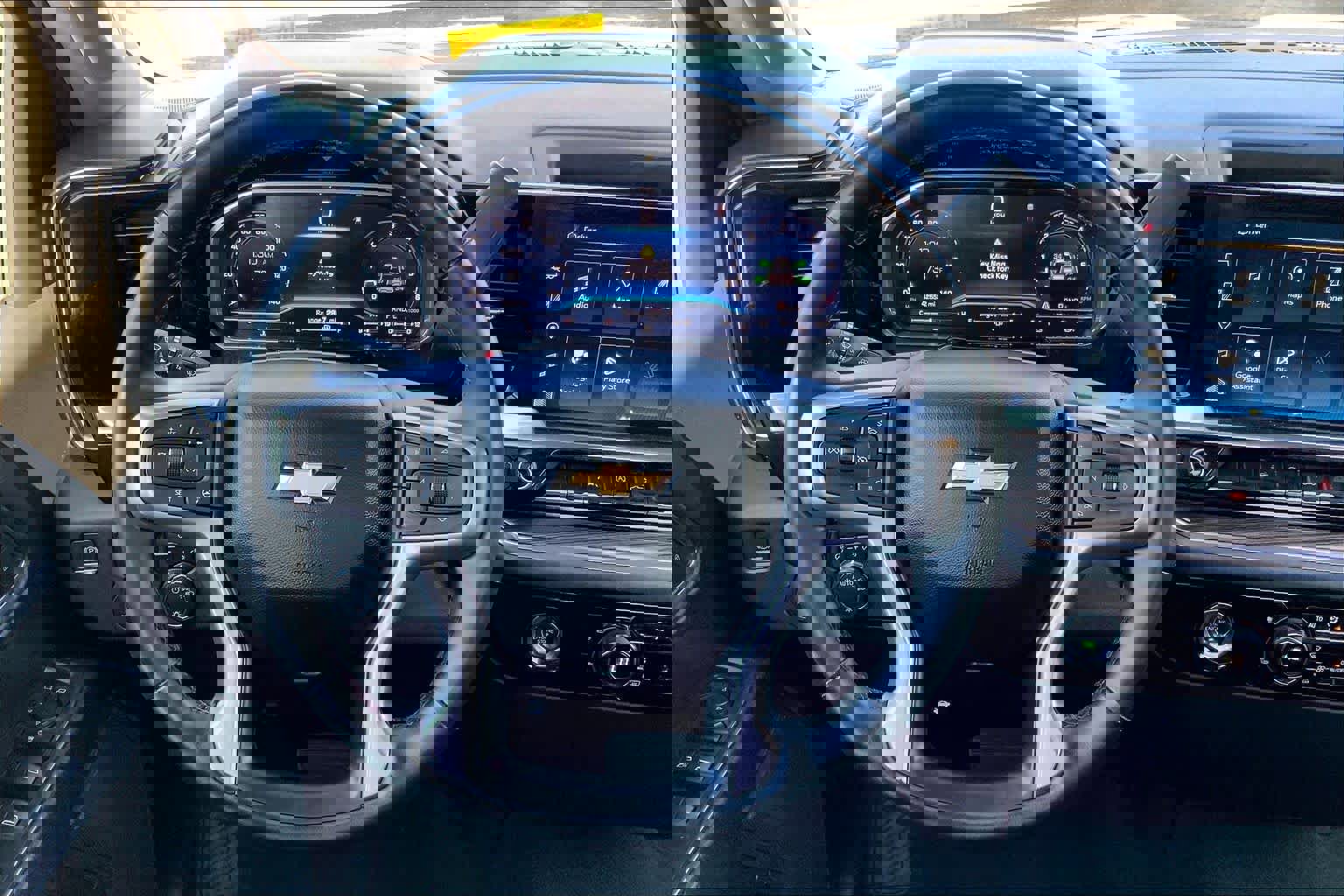 Used 2024 Chevrolet Silverado 1500 LT w/ Protection Package image 7