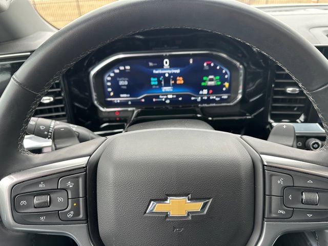 Used 2025 Chevrolet Silverado 1500 LTZ AWD/4WD image 36