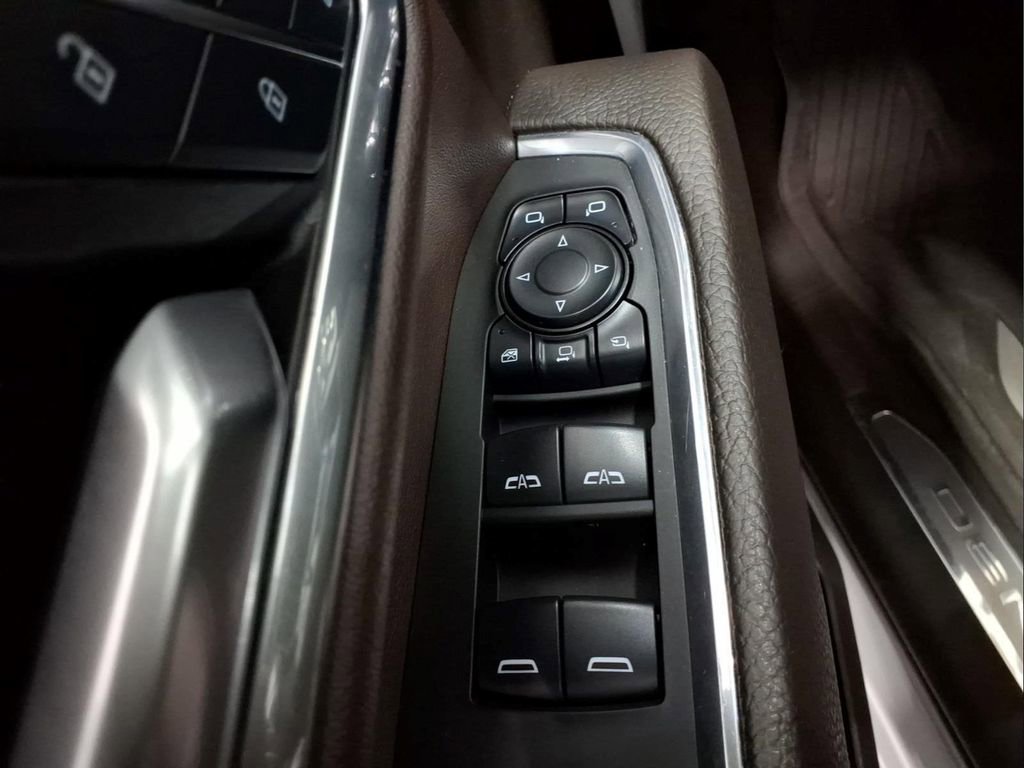 Used 2025 GMC Sierra 2500 Denali w/ Denali Reserve Package AWD/4WD image 15